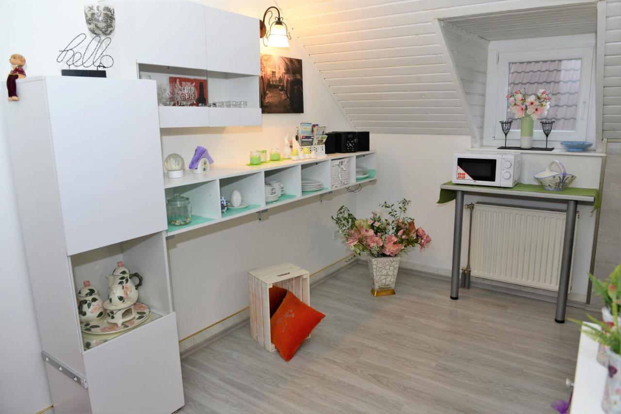 Veszprém Sommerhaus מראה חיצוני תמונה